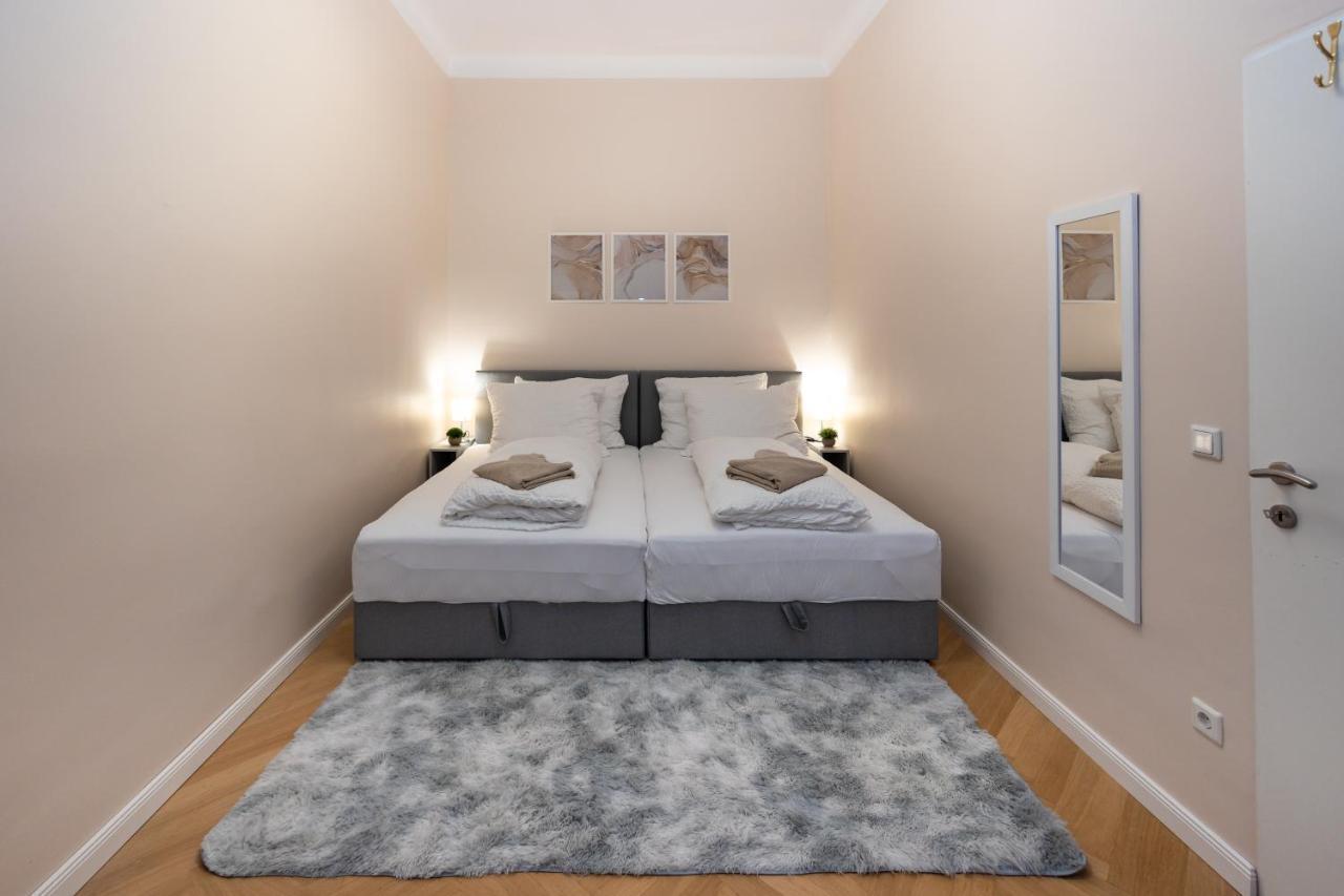 Charming Apartment Near Prater Wien Exteriör bild