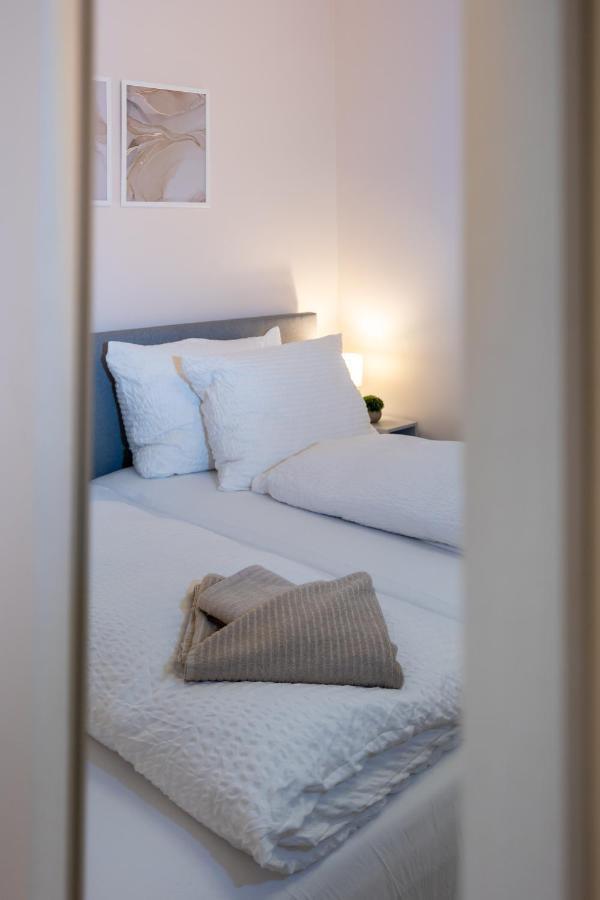 Charming Apartment Near Prater Wien Exteriör bild